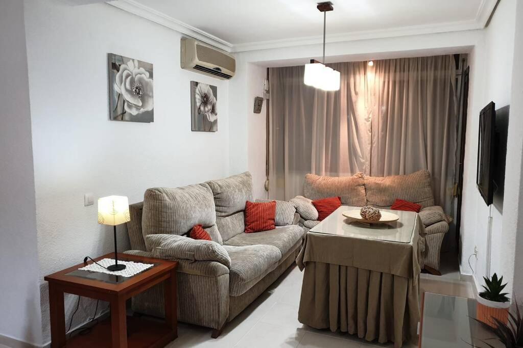 Beautiful And Cozy Apartment In Seville. Ngoại thất bức ảnh